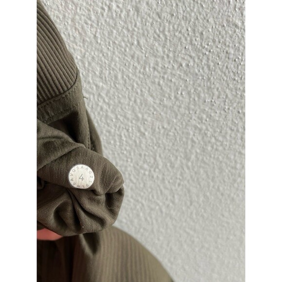 Olive Green dance studio capris size 4 - Picture 9 of 11